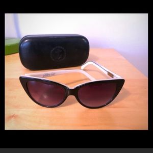 Tres noir cat eye sunglasses